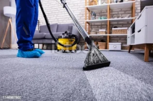 How to Tell When It’s Time to Bring in Professional Carpet Cleaners