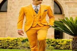 Wearstify Yellow Suit