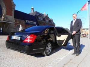 Luxury Transportation in Melbourne: Elevate Your Journey with Melbourne Chauffeur Service